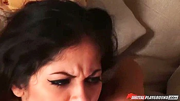 Exotic-looking Brunette Enjoys Passionate Banging With Evie Delatossa