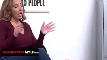 Big Ass Big Tits Blonde MILF Richelle Ryan Makes Fuck Deal With Officer After Caught Shoplifting Jewelry