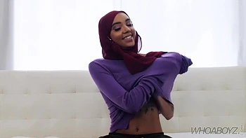This Arab In A Hijab Olive Onxy Came To A Porn Casting To Get Fucked