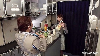 818 A Cabin Attendant With A Beautiful Ass Who Will Make A Seated Man Weak With Her S Shaped Ass Shaking Cowgirl Position Without Moving At All Decensored