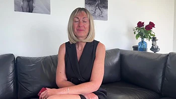 Threesomes have no secrets for Trixy! - Jacquie et Michel TV