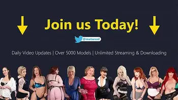 MatureNL - Busty Delicious Redhead Roxee Robinson Knows How To Fuck