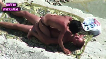 Kama Sutra On The Beach Riding - Stepmommy