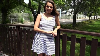 Jen, 38, is moving up a gear! - Jacquie et Michel TV