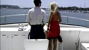 Babewatch Classic Holly Body: Blowjob, Doggy  Missonary Porn