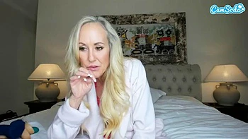 Mature Tease: Big Tits, Babe  Blonde Porn