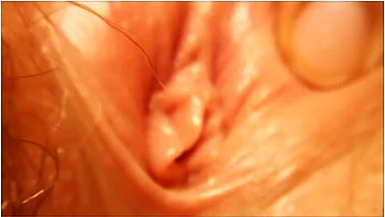 Milf Playing Pussy And Clitoris (extreme Close Up) - .1