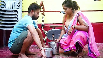 Desi Mallu Dudhwali Full Outdoor Hardcore Fuck With Bechelor Boy When They Were Alone At Home ( Hindi Audio )