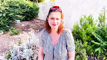 Charlotte wasn't about to let her stallion sleep... - Jacquie et Michel TV