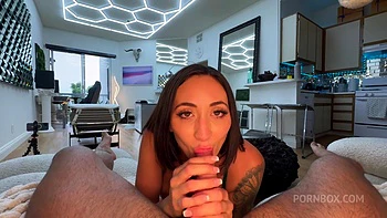 Cumming In The Air With Blaire Johnson