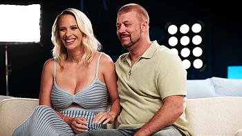 Hot wife Sadie Rose gets her asshole gapped by horny Dan Damage