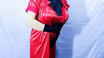 Bangladeshi Beautiful Hot Housewife Having Sex And Dancing Inside The Room