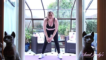 Greenhouse Workout with Nel