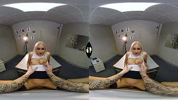 Ncjaudhcjcissn: Blowjob, Doggy  Cowgirl VR Porn