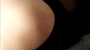 Horny Chinese MILF Mom Satisfies Herself