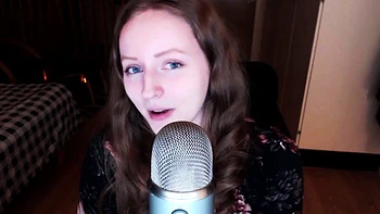 KissMyHips ASMR Pussy Fingering Video