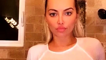 Lindsey Pelas @lindseypelas - Nude Shower