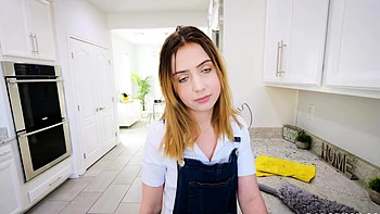 DadCrush-Daisy Bean: No Chores for Daisy