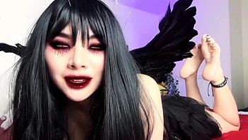 SnowPrincess aka snowpriness OnlyFans - Promise this is the