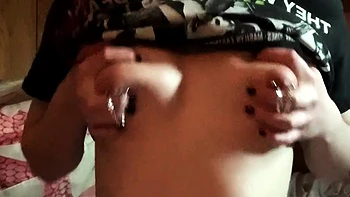 Solo booty assed babe ass toying masturbation in hi def