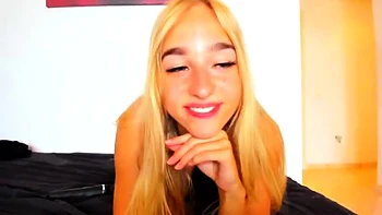 Hot Teen Hughe Titts