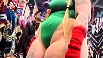 BBW Pawg cosplay candid