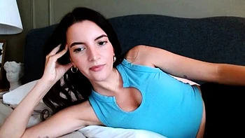 Amateur Blonde Teen Plays Solo with Toy Webcam Porn