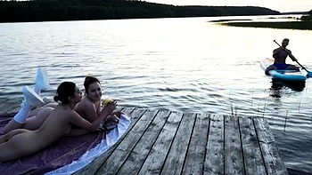 Amateur threesome 8 brunette