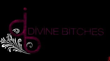 Amateur milf in hot threesome