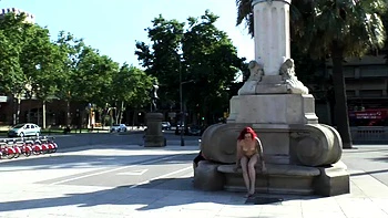 Amateur college teens outdoor oral fun