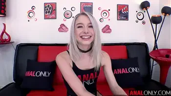 ANAL ONLY Scarlett Hampton's anal interview