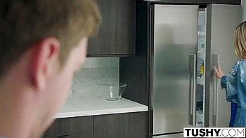 Apple Bottom - The Big Booty Compilation