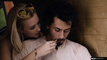 Vixen liya silver: Blowjob, Doggy  Cowgirl Porn