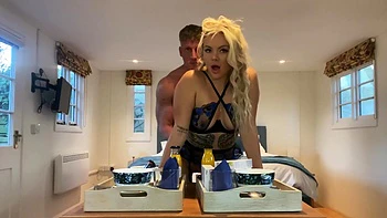 A blonde girl Lana Rose fucks with her boyfriend in cowgirl