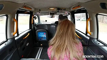 I want to show you how friendly I am ft. Charlie Forde: Blowjob, Licking  Amateur Porn