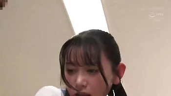 She is fingered and a squirting vibrator is inserted and removed.