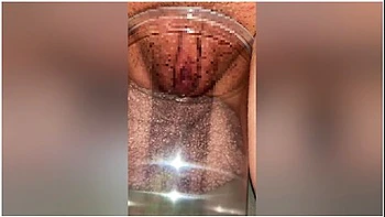 接写avを見たりクリを弄ったりしなから本気汁採取