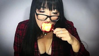 Candy Apple Eating - , No Talking: Blowjob, Bongacams  Brunette Porn