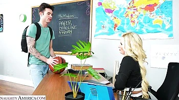 Curvy doll with big boobs Tiffani Madison banged in the classroom