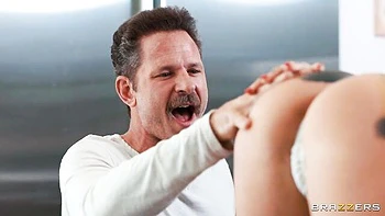 Tattooed baddie with big ass Nina Costa loves intensive anal pound