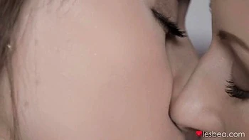 Shelly Wells and her hot girlfriend are enjoying morning pussy-licking