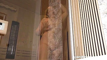 Chubby hottie Jennifer Wett nicely play with her wet snatch