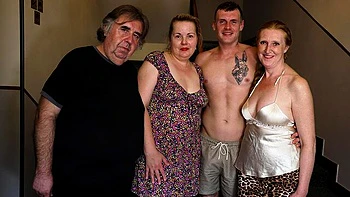 Family cuckold fuck in the cowgirl pose with a hot Jennifer Wett