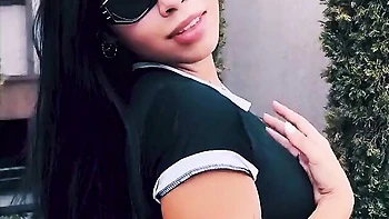 Outdoor no nude posing session with a hot curvy brunette