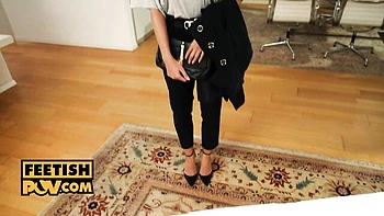 Amazing Lia Lin's feet smut