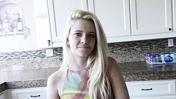 Hd action with fiery Riley Star from Deutscher Amateur Sex