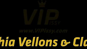 VIPissy - close up dirt