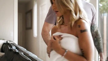 Randy Amelia and Olivia's firm ass dirt