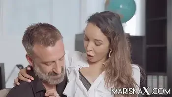 MARISKAX Francys takes Pascals cock deep in her ass