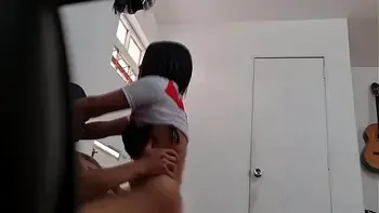 camara escondida a mi amiga Miranda de Colombia